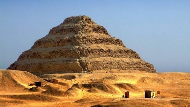 Cairo Day Tour to Memphis Sakkara & Dahshur Pyramids